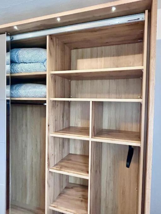 Moderne Ruhige Wohnung Bochum Angebunden Esterno foto